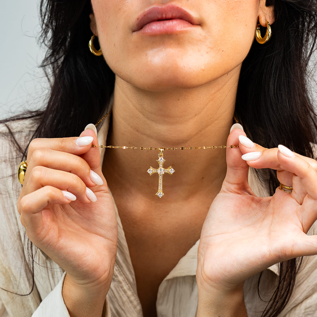 Chic Christian Cross Necklace